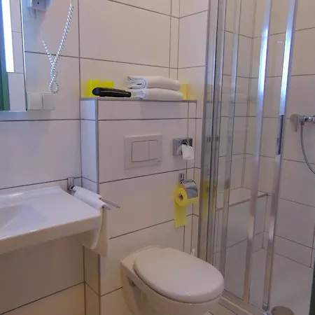 Eldu * Zistersdorf