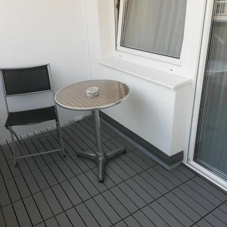 Eldu * Zistersdorf