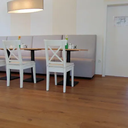 Hotel Eldu Zistersdorf